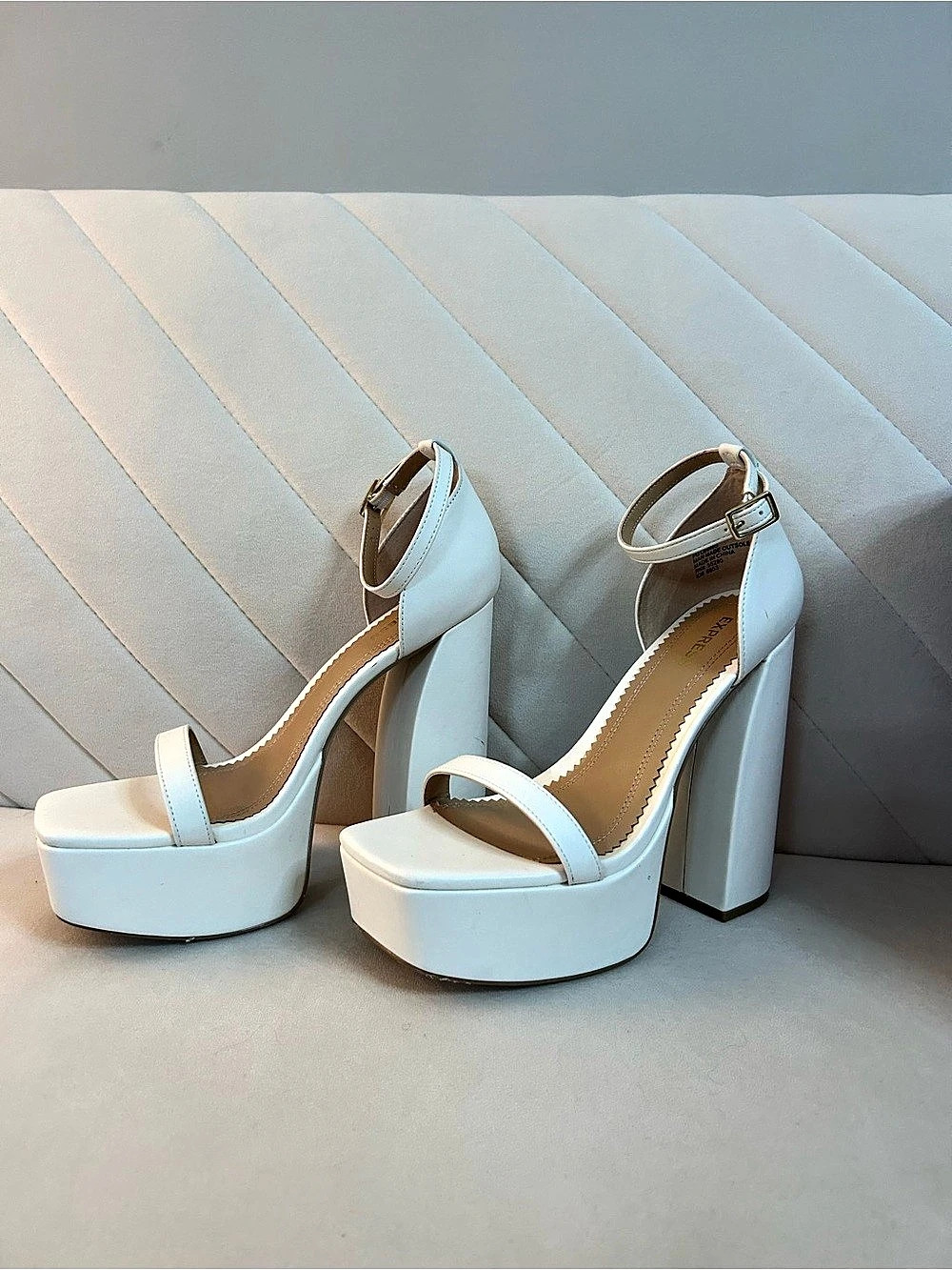 EXPRESS White Platform Block Heel Sandals